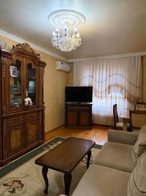 Satılır 2 otaqlı köhnə tikili 48 m² — Bakı