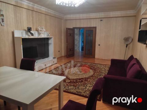 İcarəyə verilir 4 otaqlı yeni tikili 185 m²