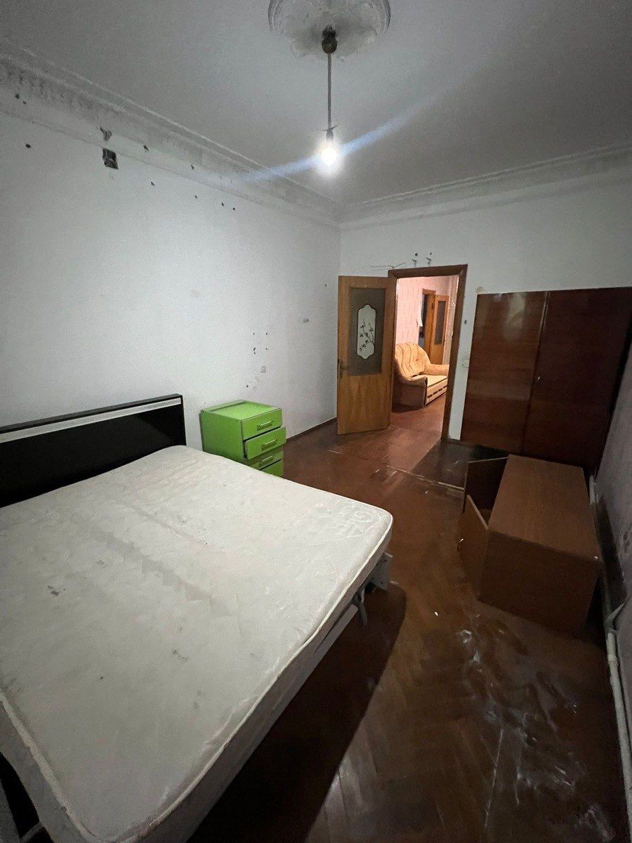 Satılır 2 otaqlı köhnə tikili 65 m² — Mənzil, Bakı (7)