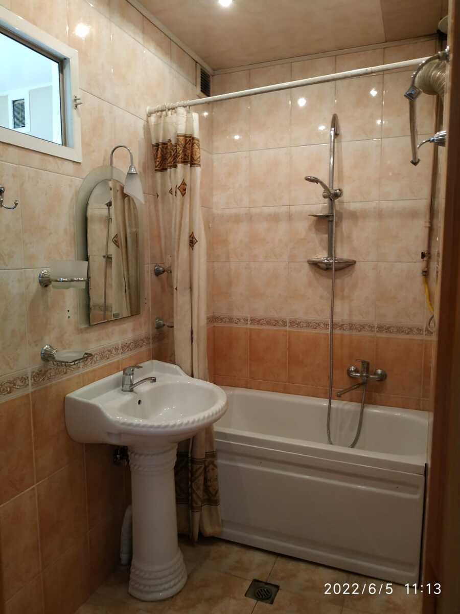 İcarəyə verilir 2 otaqlı köhnə tikili 65 m² — Mənzil, Bakı (5)