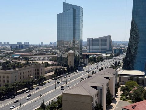 Satılır 3 otaqlı yeni tikili 172.6 m² — Bakı