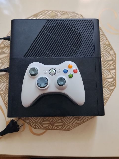 500GB Proşifkalı Xbox 360E Qızma,Donma problemi yoxdur ideal — Xırdalan