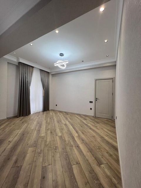 Satılır 2 otaqlı yeni tikili 68 m² — Bakı