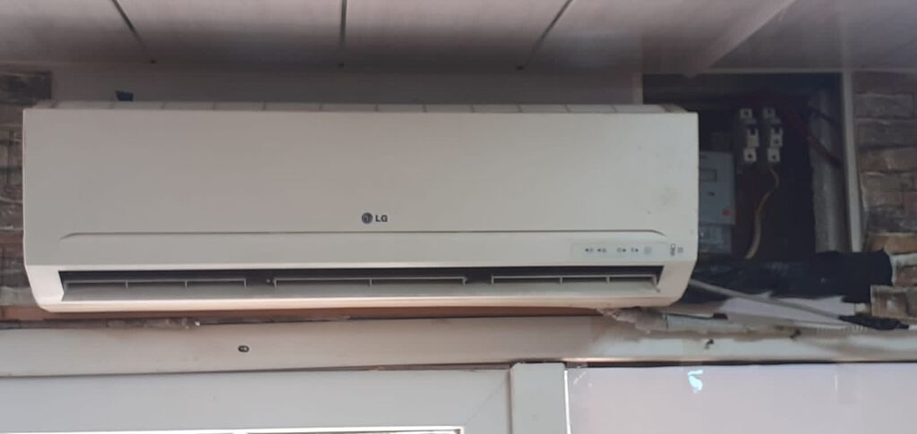 45 kv² LC kondisioneri tam işlək vəziyyətdə 320 azn satılır Ünvan — Elektronika, Bakı