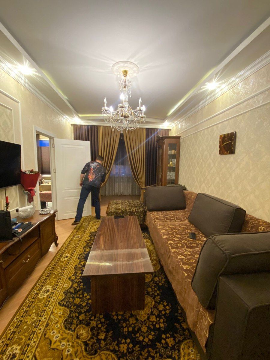 Satılır 2 otaqlı köhnə tikili 60 m² — Mənzil, Bakı (3)