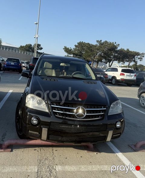 Mercedes ML 63 AMG, 6.2 L, 2007 il, 231 868 km