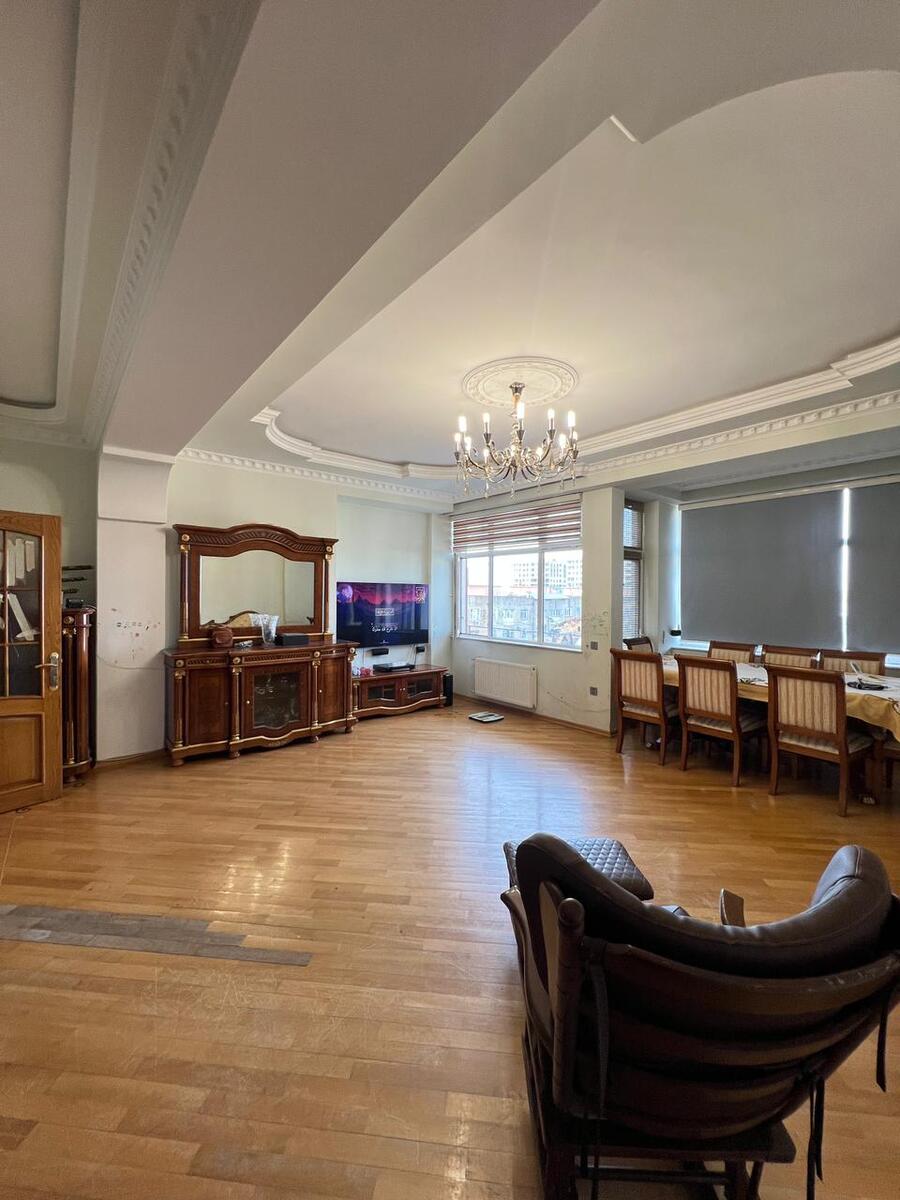 Satılır 3 otaqlı yeni tikili 137 m² — Mənzil, Bakı (2)
