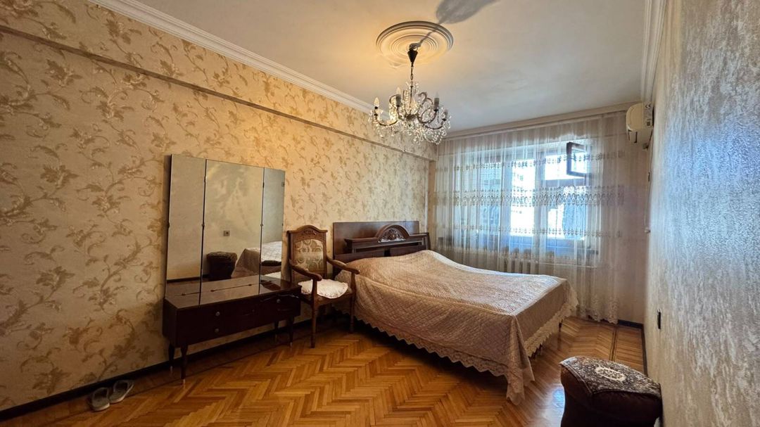 Satılır 4 otaqlı köhnə tikili 120 m² — Mənzil, Bakı (6)