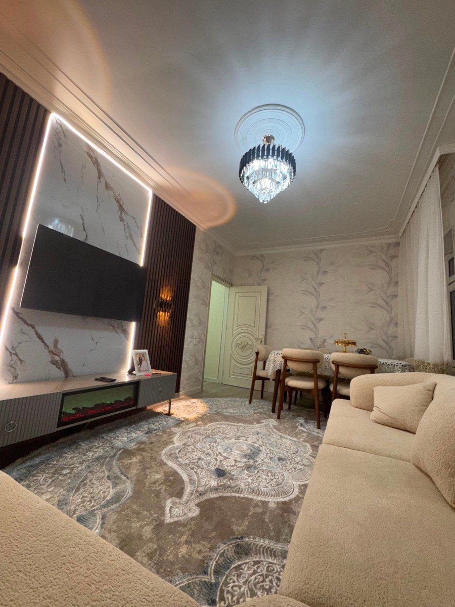 Satılır 2 otaqlı köhnə tikili 60 m² — Mənzil, Bakı (3)