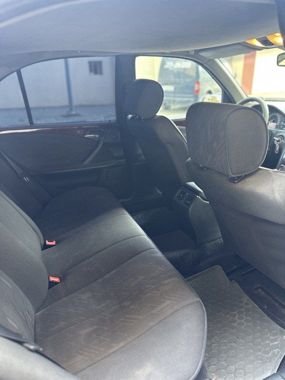 Mercedes E 220, 2.2 L, 2000 il, 332 000 km — Avtomobillər, Bakı (8)
