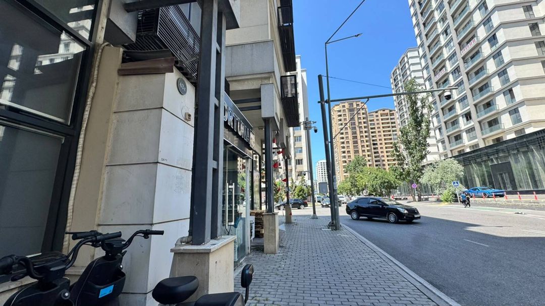 Satılır 4 otaqlı köhnə tikili 120 m² — Mənzil, Bakı (2)