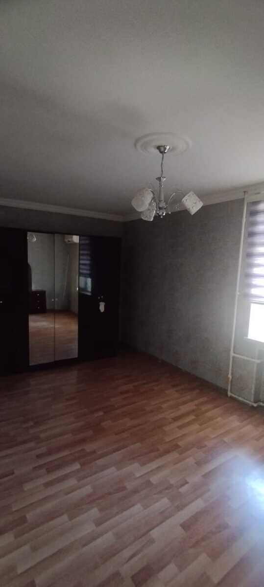 Satılır 2 otaqlı köhnə tikili 55 m² — Mənzil, Bakı (4)