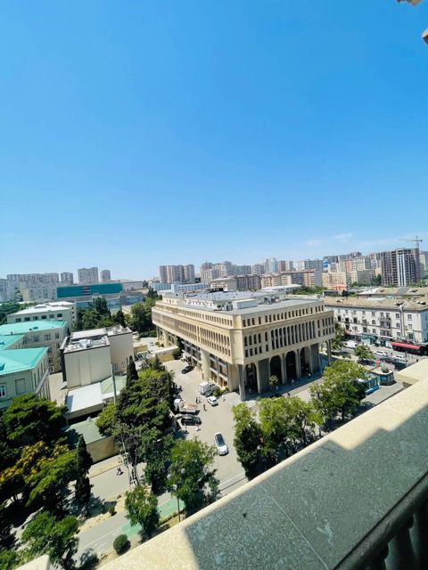 Satılır 2 otaqlı yeni tikili 92 m² — Bakı