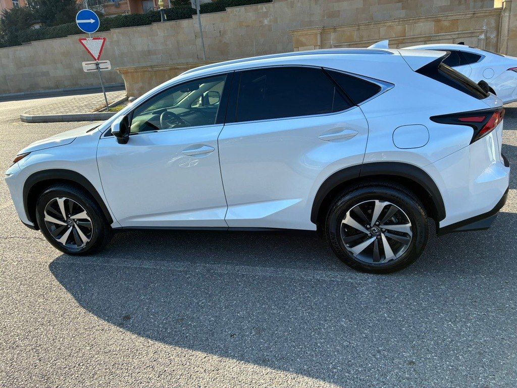 Lexus NX 300, 2.0 L, 2018 il, 49 900 km — Avtomobillər, Bakı (3)