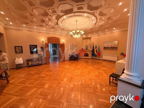 İcarəyə verilir 7 otaqlı köhnə tikili 500 m²