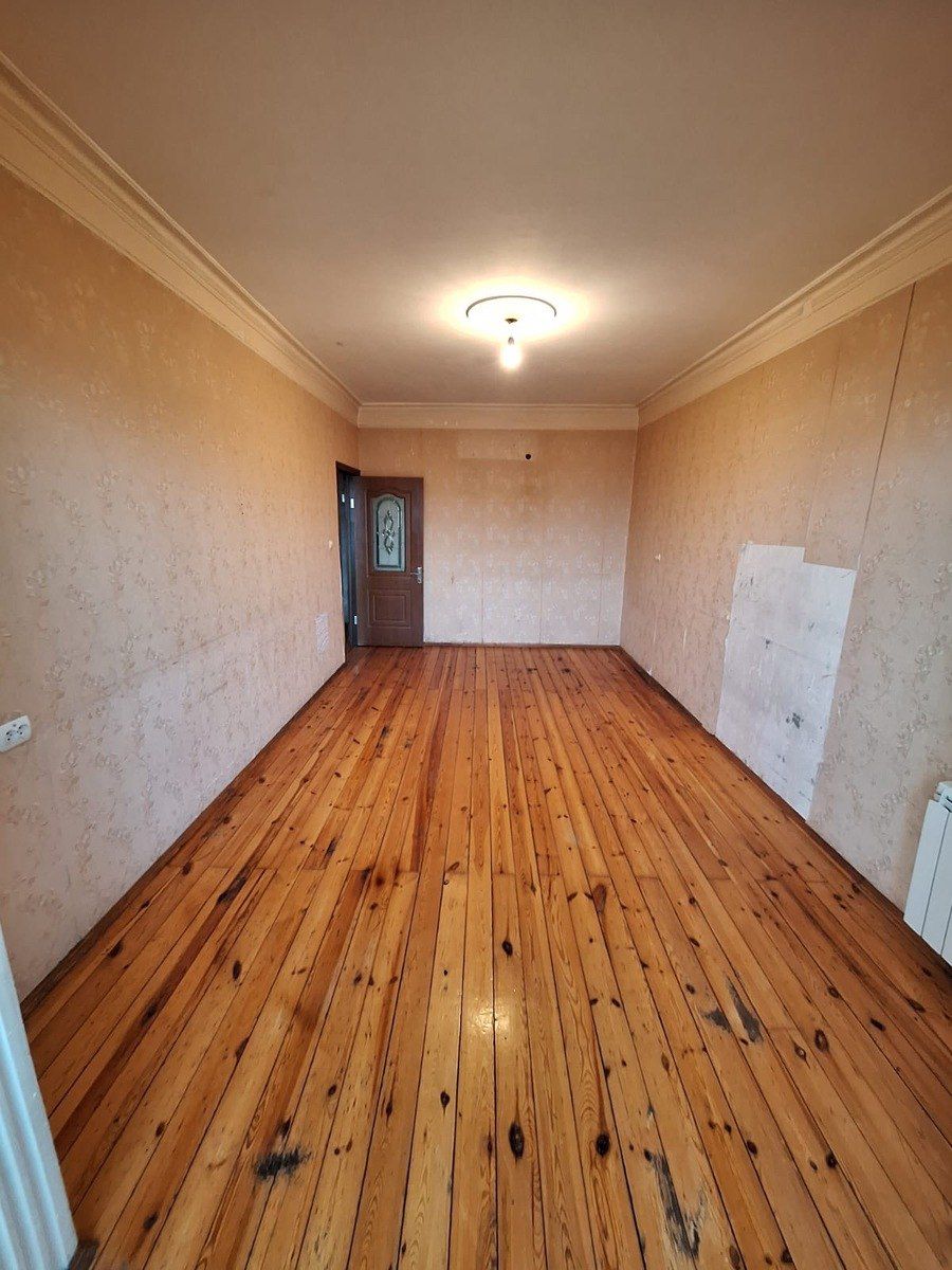 Satılır 2 otaqlı köhnə tikili 56 m² — Mənzil, Bakı (2)