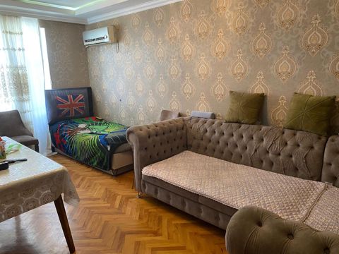 Satılır 3 otaqlı köhnə tikili 67 m² — Bakı