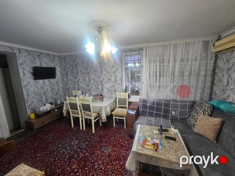 2-otaqlı mənzil, İnşaatçılar m., 60 m²