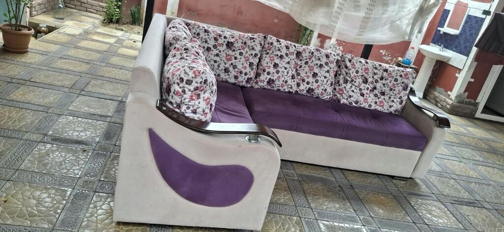 Künc divan, İşlənmiş, Açılmayan, Bazasız, Parça, Çatdırılma yoxdur — Mebel, Digah