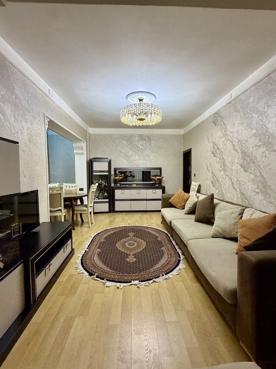 Satılır 2 otaqlı köhnə tikili 62 m² — Mənzil, Bakı (2)