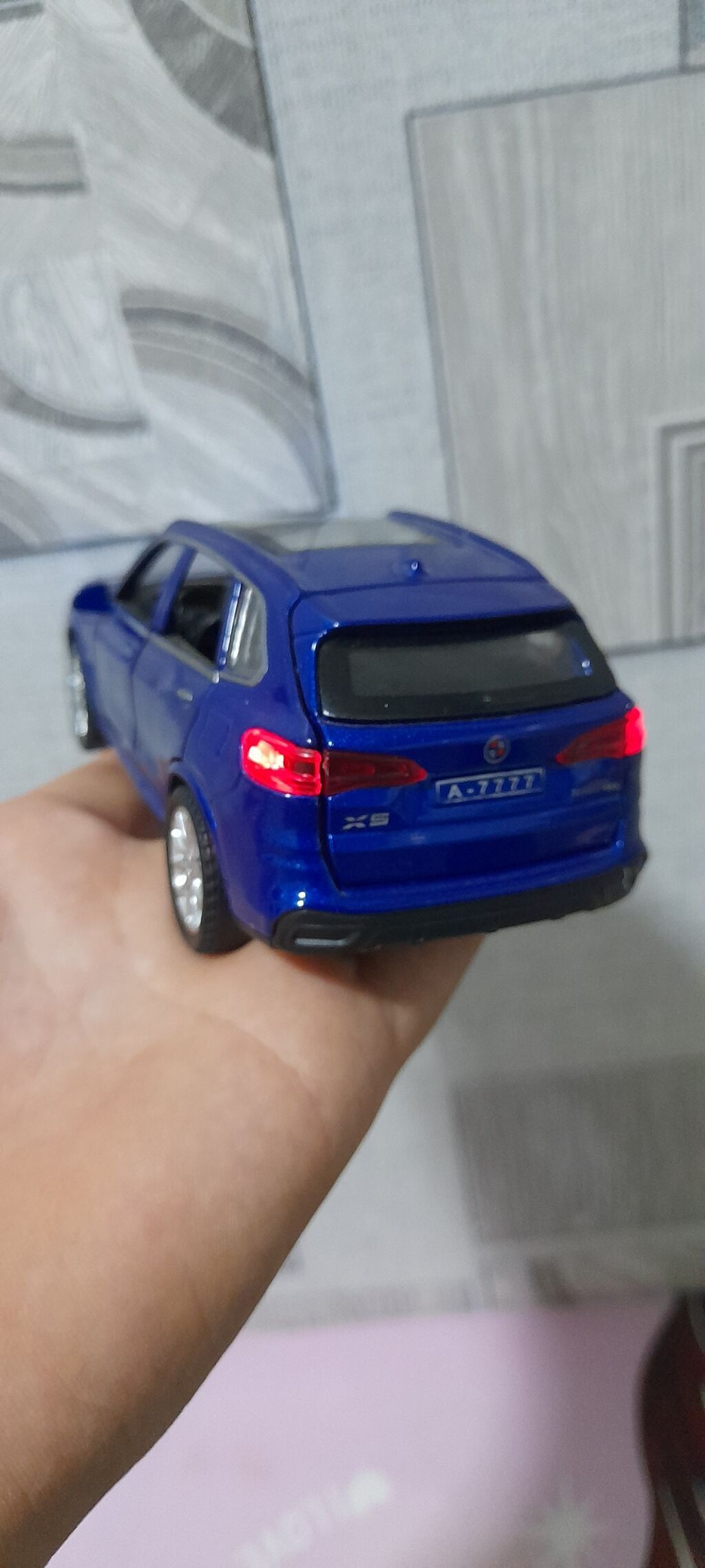 Bmw X5 1:32 Ölçüdə Təzədir Səsli və İşıqlı Hər yeri açılır heç bir — İdman, hobi, istirahət, Bakı (2)