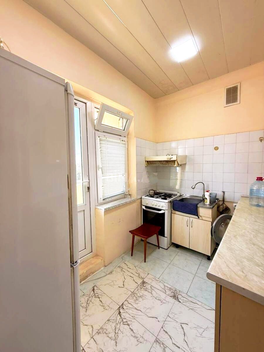 Satılır 1 otaqlı köhnə tikili 40 m² — Mənzil, Bakı (5)