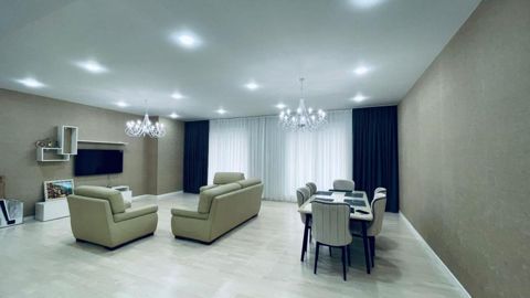 İcarəyə verilir 3 otaqlı yeni tikili 200 m² — Bakı