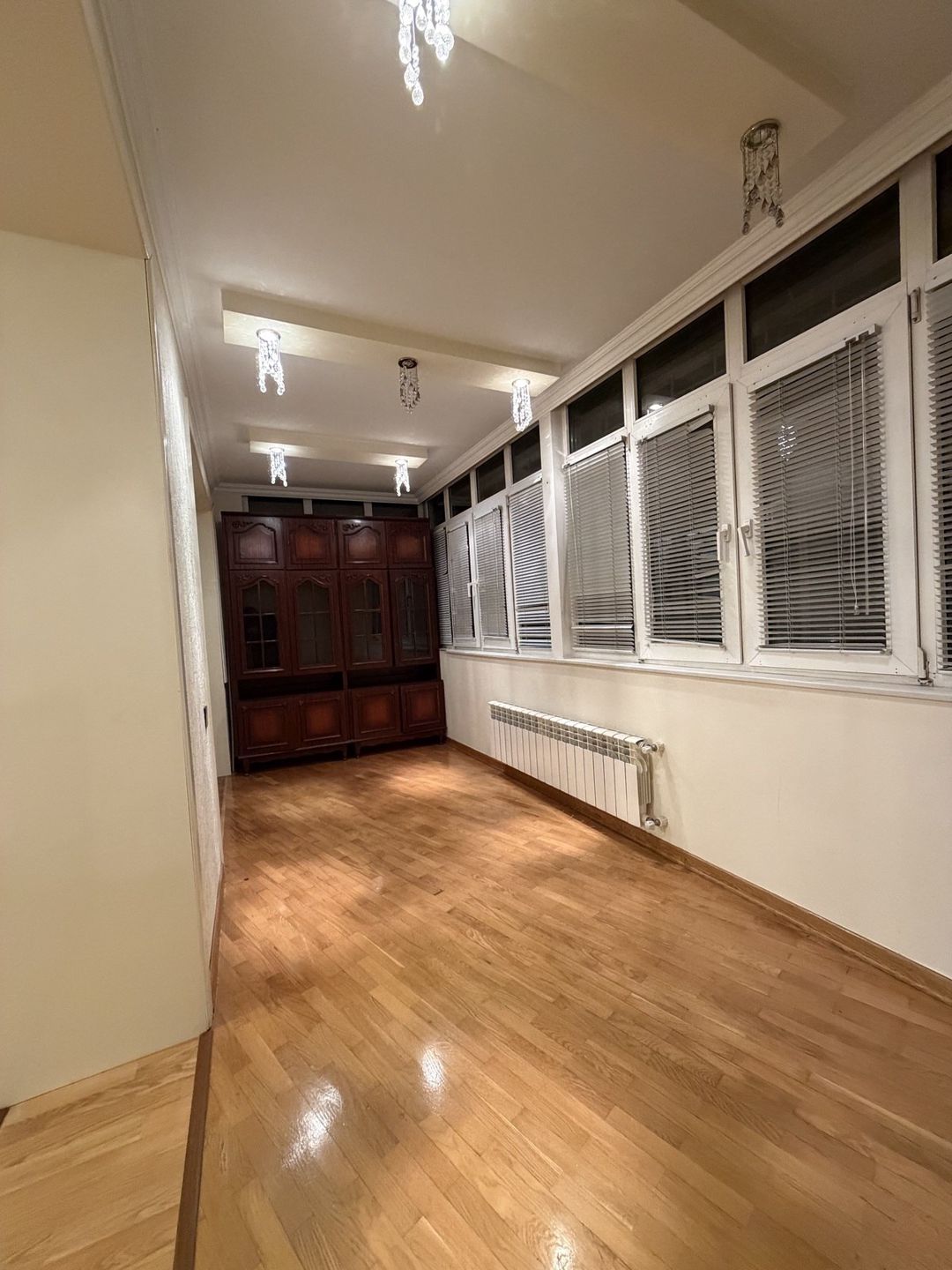 İcarəyə verilir 3 otaqlı köhnə tikili 175 m² — Mənzil, Bakı (10)