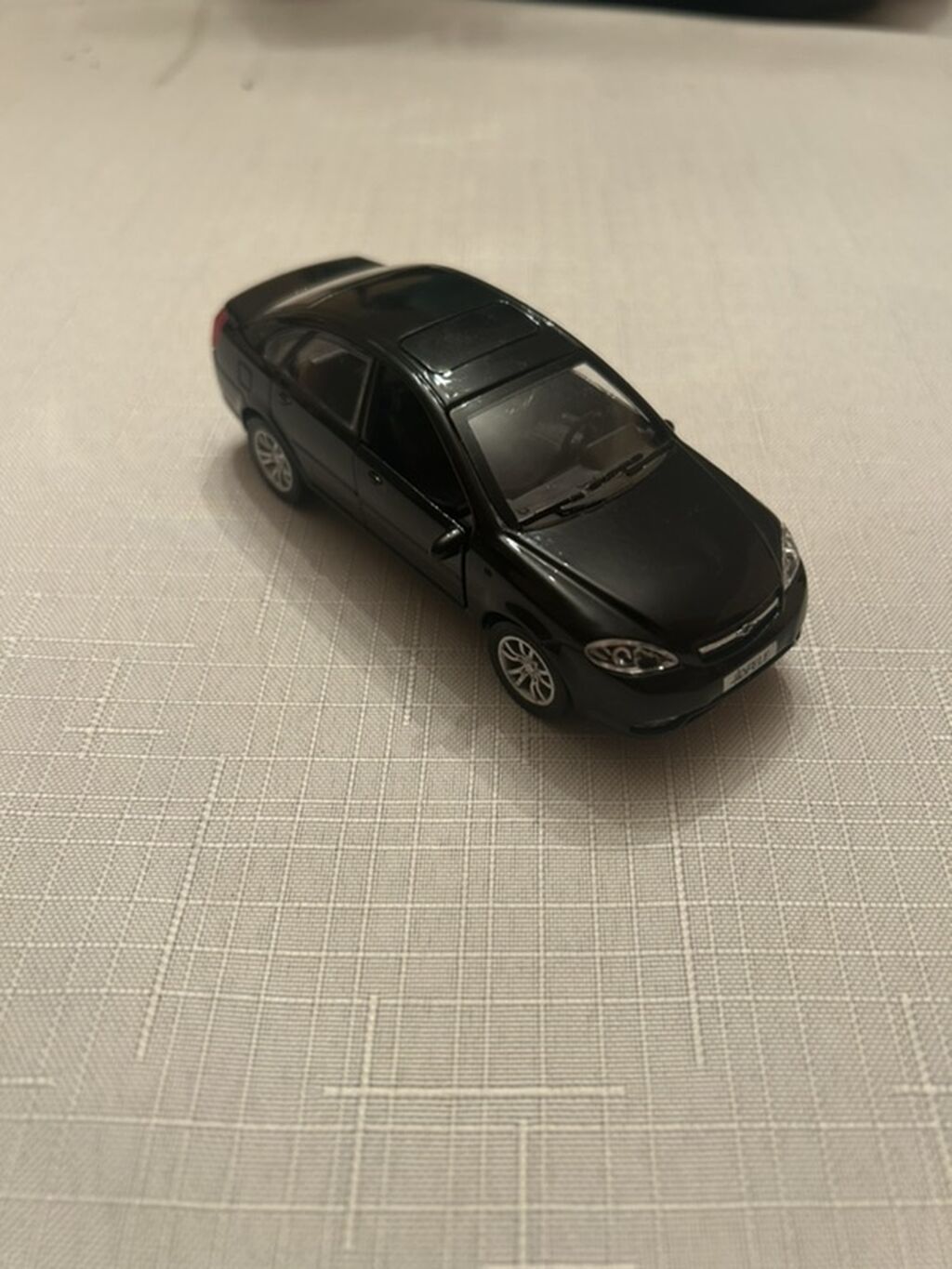 Qara rəngli metal oyuncaq sedan model avtomobil - Realistik sedan — Oyuncaqlar, Bakı (2)
