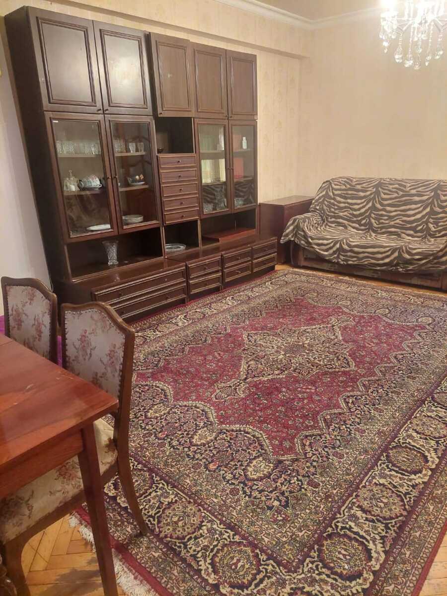 Satılır 2 otaqlı köhnə tikili 45 m² — Mənzil, Bakı (2)