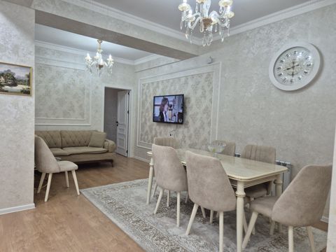 Satılır 3 otaqlı yeni tikili 80 m² — Bakı