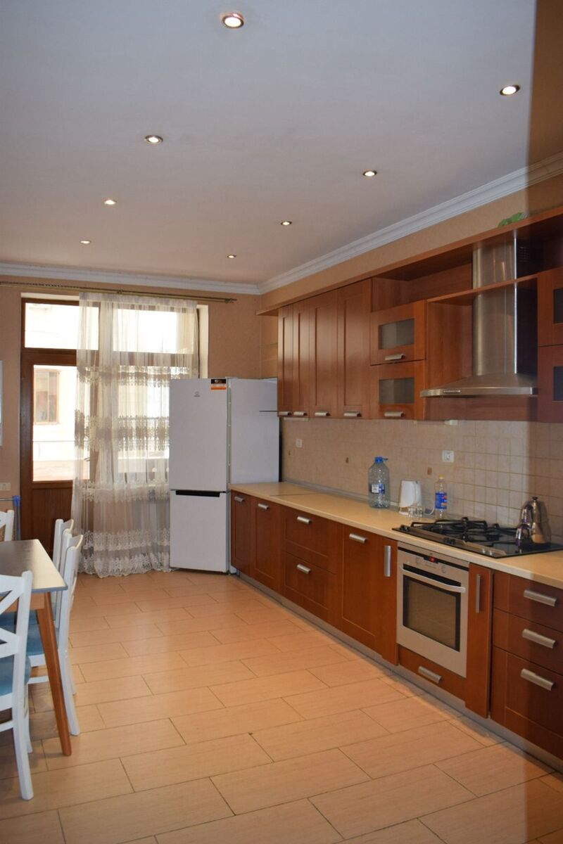 İcarəyə verilir 3 otaqlı yeni tikili 140 m² — Mənzil, Bakı (6)
