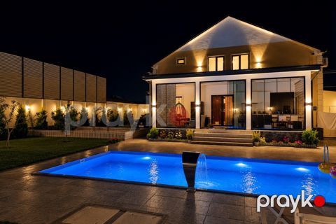 Satılır 8 otaqlı həyət evi/bağ evi 340 m²