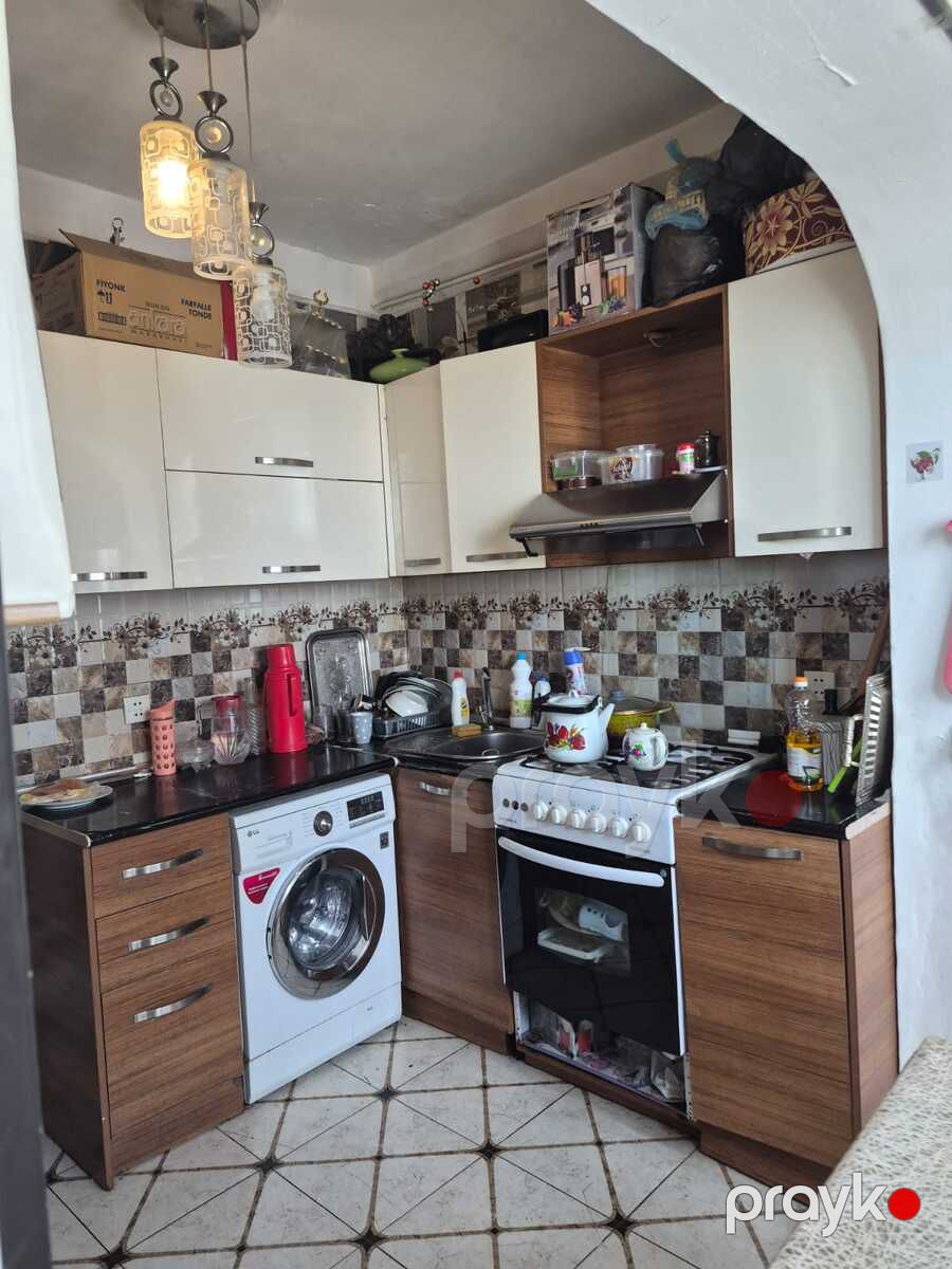 Satılır 2 otaqlı köhnə tikili 53 m² — Mənzil, Bakı (10)
