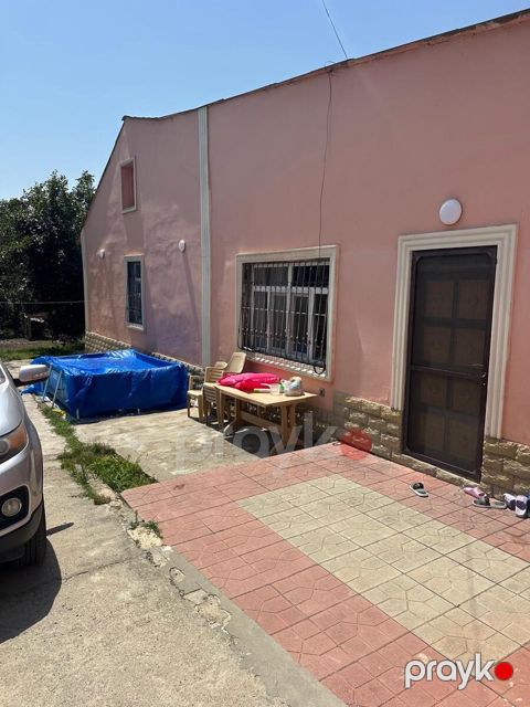 Satılır 5 otaqlı həyət evi/bağ evi 160 m²