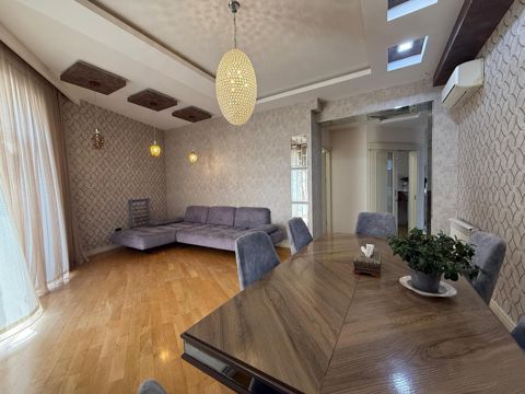 İcarəyə verilir 3 otaqlı yeni tikili 110 m² — Bakı