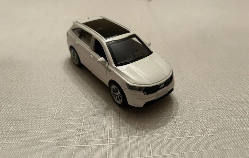 Ağ rəngli miniatür SUV model avtomobil oyuncağı - Korpus: ağ rəng — İdman, hobi, istirahət, Bakı (2)