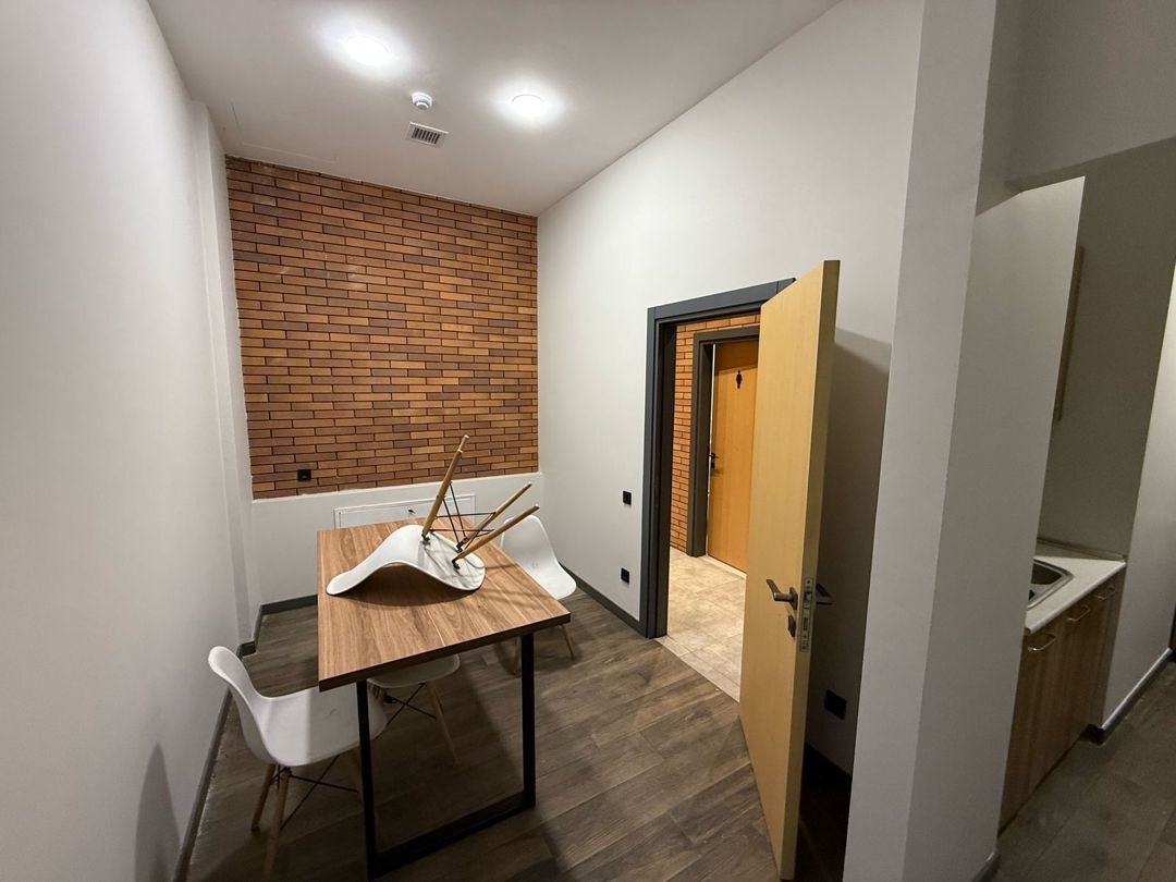 İcarəyə verilir obyekt 1900 m² — Əmlak, Bakı (4)