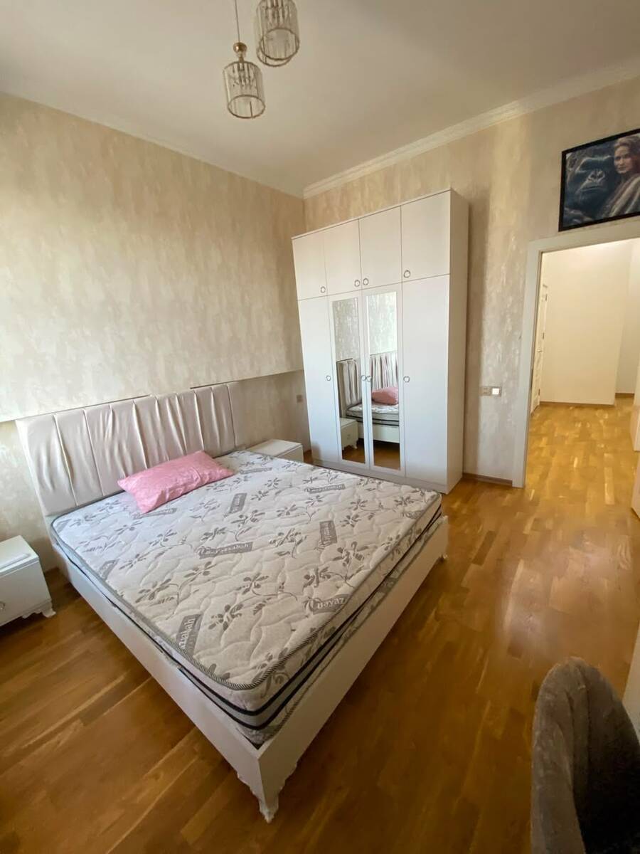 İcarəyə verilir 3 otaqlı yeni tikili 135 m² — Mənzil, Bakı (8)