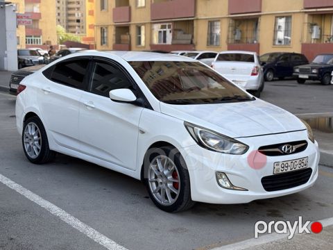 Hyundai Accent, 1.4 L, 2012 il, 299 000 km