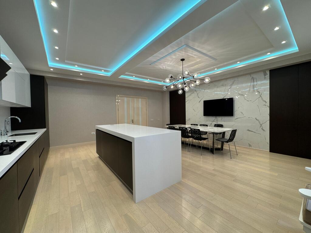 Satılır 6 otaqlı yeni tikili 360 m² — Mənzil, Bakı (6)