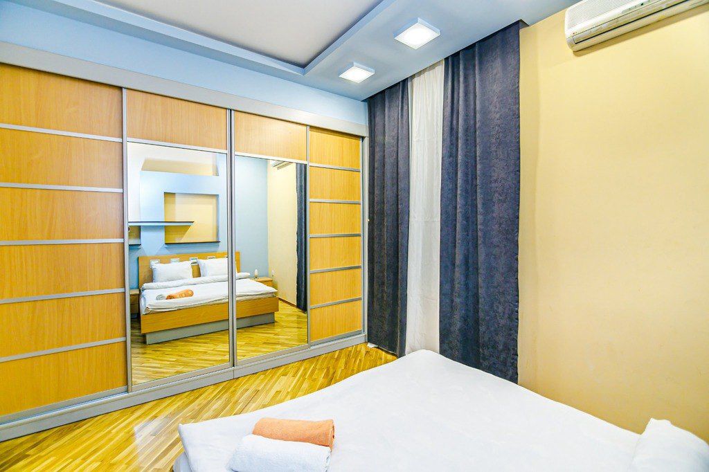 İcarəyə verilir 3 otaqlı köhnə tikili 132 m² — Mənzil, Bakı (7)