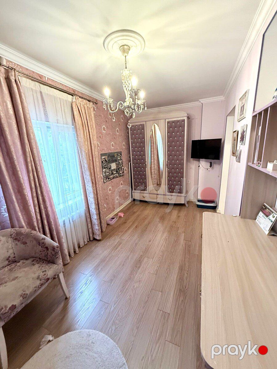 Satılır 4 otaqlı köhnə tikili 100 m² — Mənzil, Bakı (9)