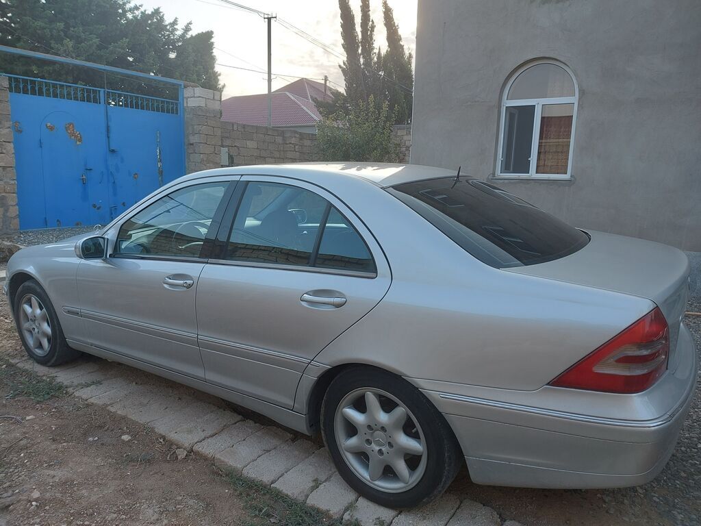 Mercedes-Benz C-Class: 2.2 l 2001 il Sedan — Avto, Digah (5)