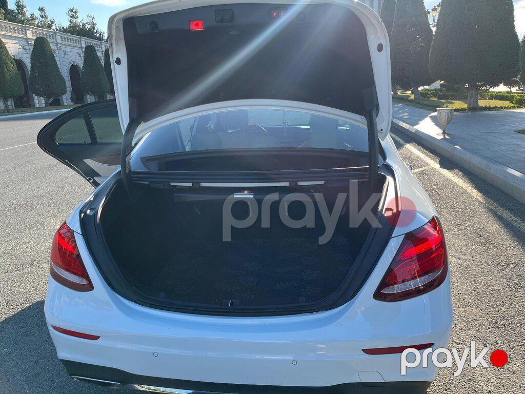 Mercedes E 300, 2.0 L, 2017 il, 134 000 km — Avtomobillər, Gəncə (9)