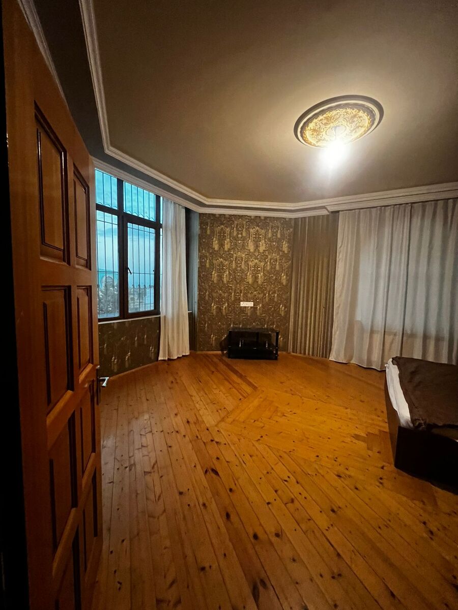 Satılır 7 otaqlı həyət evi/bağ evi 270 m² — Ev, villa, Bakı (4)