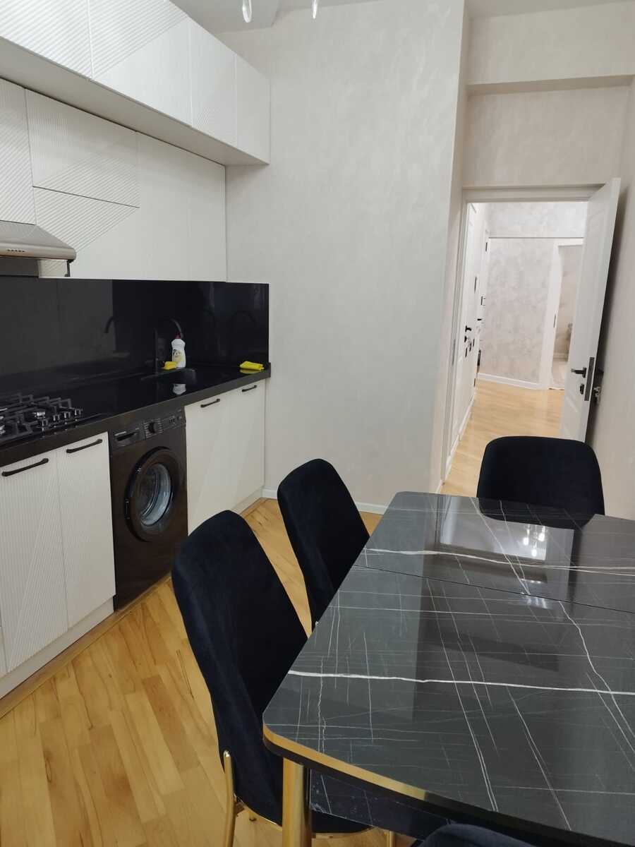 İcarəyə verilir 3 otaqlı köhnə tikili 100 m² — Mənzil, Bakı (7)