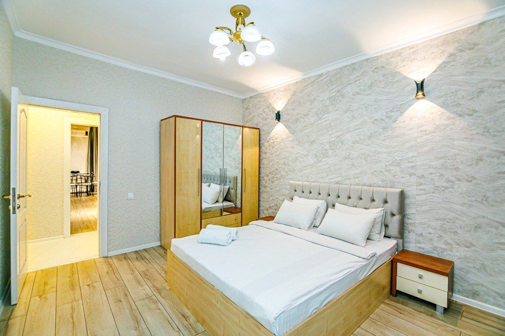 İcarəyə verilir 4 otaqlı köhnə tikili 165 m² — Mənzil, Bakı (9)