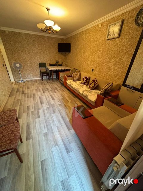 Satılır 2 otaqlı köhnə tikili 35 m² — Bakı