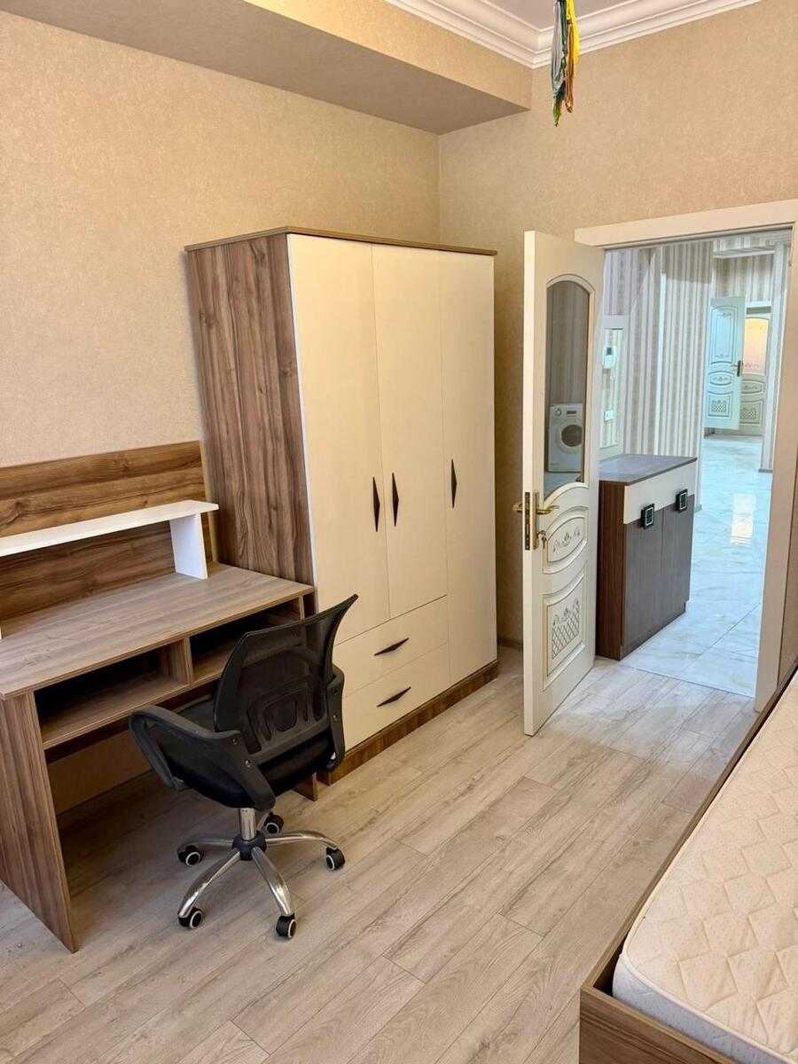 Satılır 4 otaqlı yeni tikili 190 m² — Mənzil, Bakı (7)